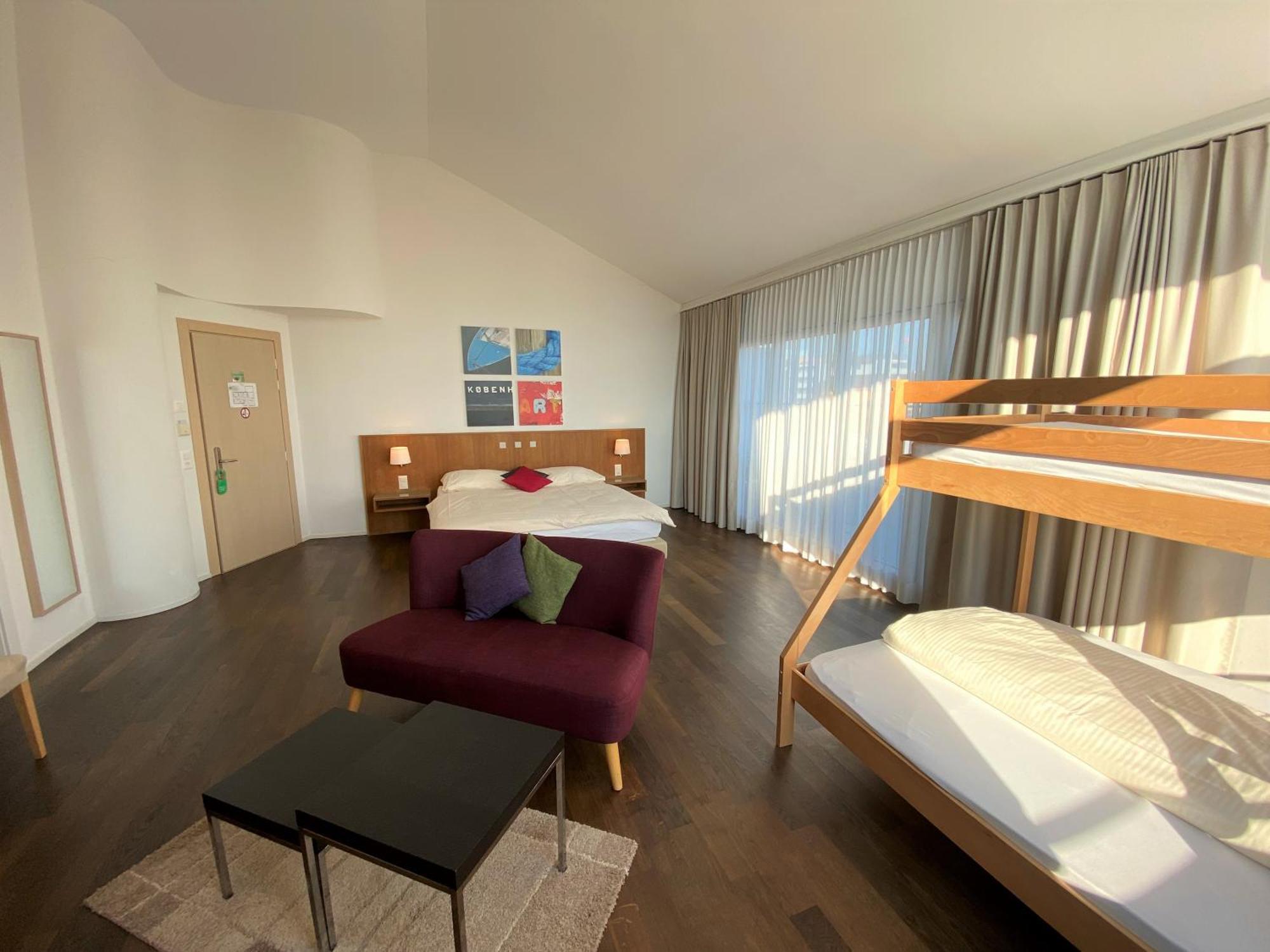 Businesshotel Lux Емен Екстериор снимка