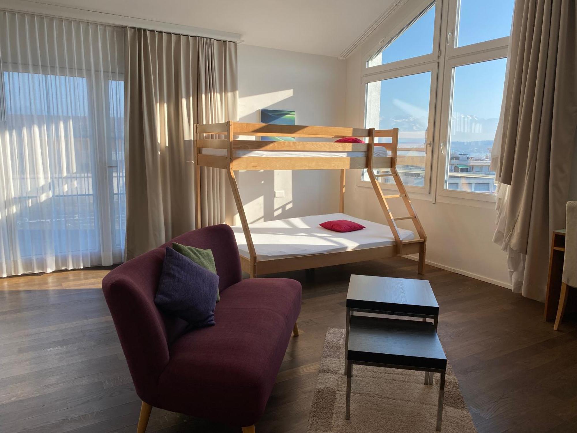 Businesshotel Lux Емен Екстериор снимка